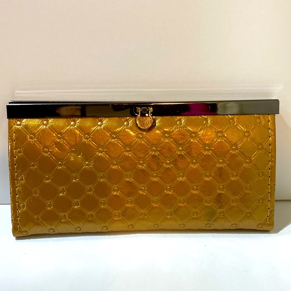 Handbags - Embossed Glossy Vinyl Shell Pattern Metal Frame Push Closure Long Clutch Wallet